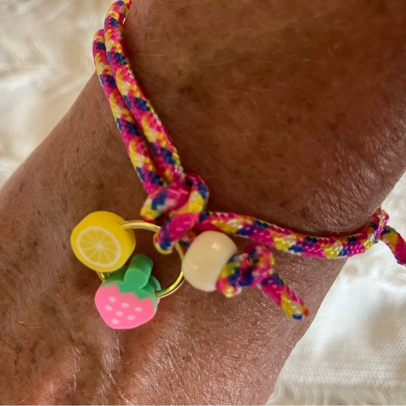 New Super Cute Strawberry Lemonade Sliding Bracelet multi Pink - Picture 5 of 6